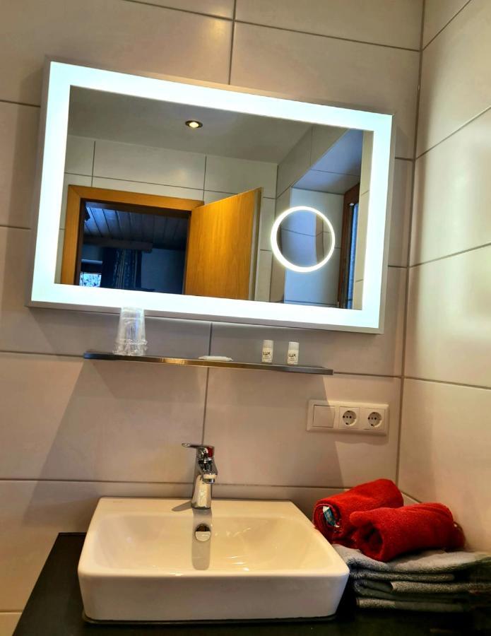 Hotel Gebirgshaeusl Engedey Esterno foto